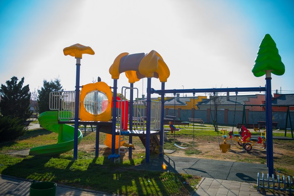 Complexul de joacă al celor 3 prieteni, imaginea 4