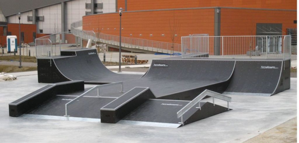 Skate park-uri, echipamente pentru locuri de joacă de exterior
