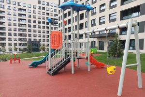 Fabricate în România pentru amenajare locuri de joacă de exterior